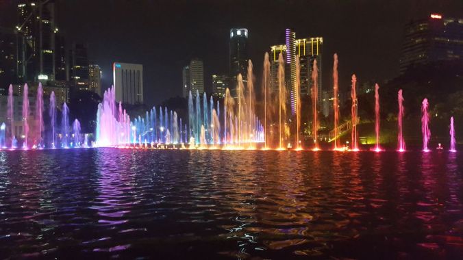 Kuala Lumpur - KLCC Park Symphony Fountains